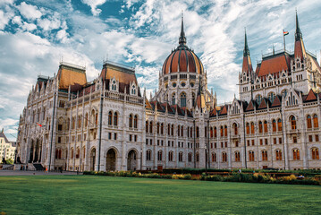 Hungarian parliament building and Danube river, Budapest, Hungary.