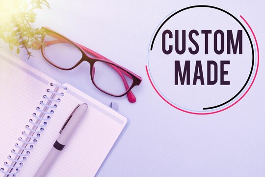 Colorful illustration of glasses, a plant, a pen and a notebook with custom made text on the right