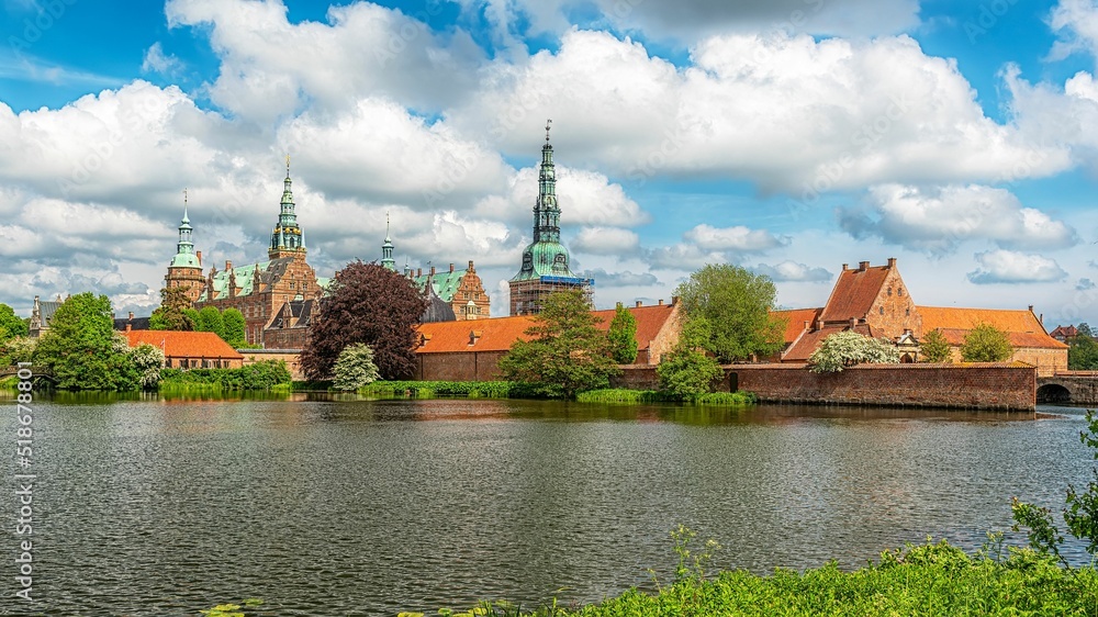 Canvas Prints Scenic view of Frederiksborg Castle, Hillerod, Denmark at the lake