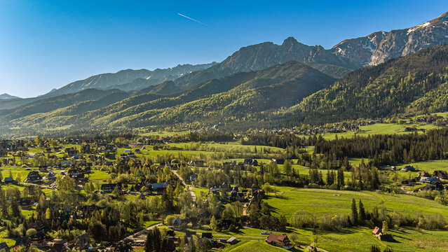 Giewont z drona z Kościeliska
