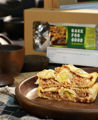 breakfast food omlet before starting the activity