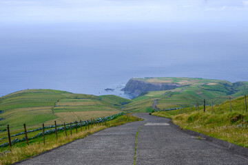 road to the cliffs