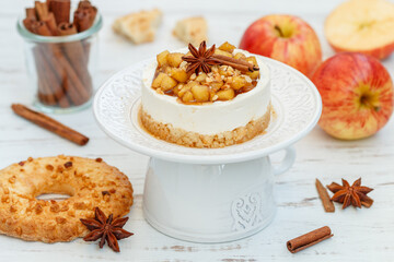 Apple vanilla mini cheesecake. Homemade cake made from shortbread cookies, mascarpone or cream...