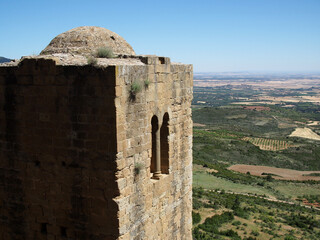 Torre de un castillo medieval. Castillo de Loarre en Huesca, Arag&oacute;n, Espa&ntilde;a