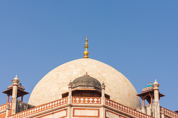 Fototapeta na wymiar The dome of Humayun's Tomb, a heritage site in New Delhi, India.