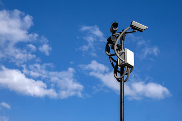 Video recording cameras for traffic violations on the highway