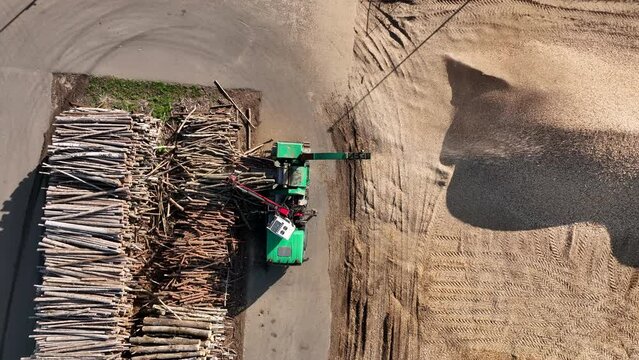 Chipper Machine on Wood Waste Recycling. Shredding Waste Woodshredding. Mobile chipper Truck on Firewood Processing forWood Chips, Sawdust and Fuel Briquettes. Shredder Machine on Timber Recycling