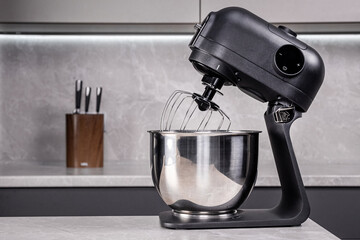Planetary mixer, whisk and bowl, kitchen helper