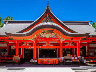 日南海岸に浮かぶ青島神社（宮崎県宮崎市）