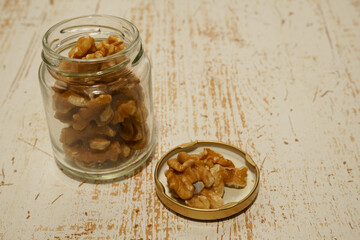 体のバランスを整える効果のあるナッツ類