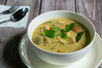 Thai style chicken green curry