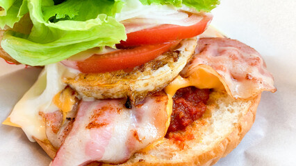 長崎県佐世保市のグルメ「佐世保バーガー」