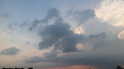 Fototapeta na wymiar twilight sky with clouds