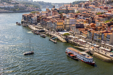 Fototapeta na wymiar Cidade do Porto, Portugal e Rio Douro