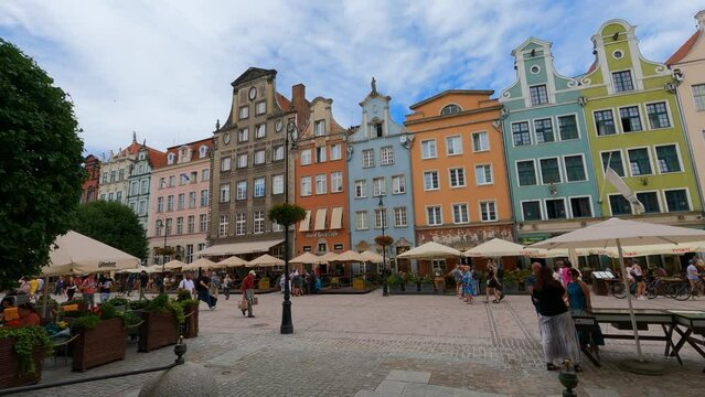 timelapse city gdansk floating clouds tourist city summer poland