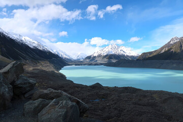 Fototapeta na wymiar Lake in the mountains in New Zealand