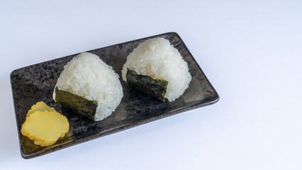 日本のおにぎり・たくあん