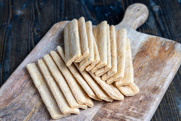 crispy rye flour waffles stuffed with grated apples and other fruits