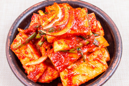 Radish Kimchi - Kkakdugi