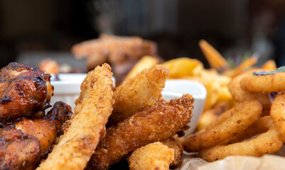 fried onion rings with other products in the cafe