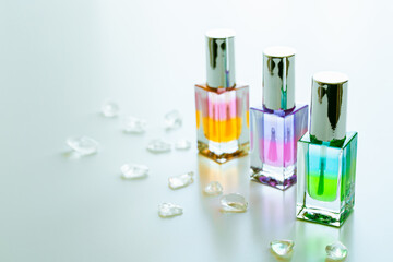 マニキュア　ネイルオイル　ネイルケア　白背景