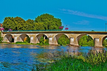 Fototapeta na wymiar pont fleuve cher saint Florent sur cher