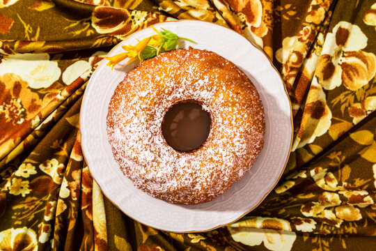 Studio shot of vanillabundtcake