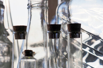 Stoppered glass flasks, glass bottles and retorts