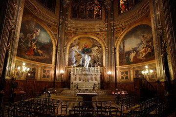 Fototapeta na wymiar Chapel in Saint-Eustache church, Paris