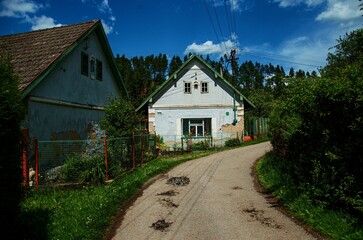 Fototapeta na wymiar country house in the village
