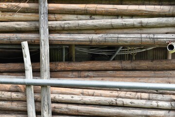 日本の田舎、原風景、夏、美山、かやぶき、美山かやぶきの里、田んぼ、稲、水田、木材加工、家屋、古民家、屋敷、倉庫、トラクター