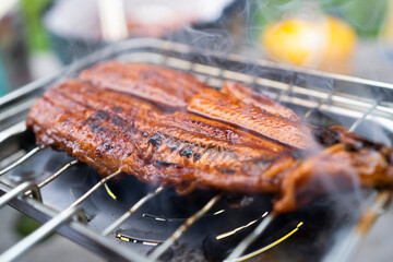 山やキャンプで調理するうなぎの蒲焼