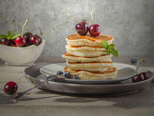 pancakes with cherries