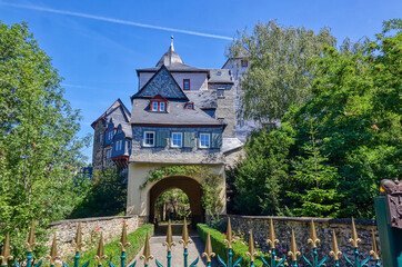 Eingang zu einer historischen Burg in Runkel an der Lahn