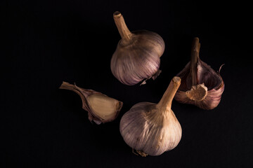 The garlic is on the table. Lots of garlic