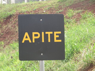 Sinal de alerta trem