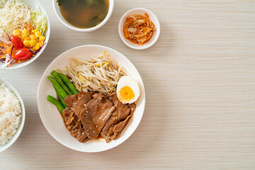 stir-fry Teriyaki Pork with sesame seeds ,mung bean sprouts, boiled egg and rice set