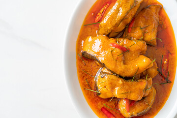 Redtail Catfish Fish in Dried Red Curry Sauce that called Choo Chee