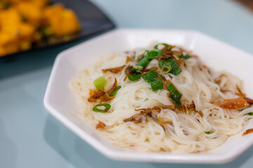 Green onion oil noodles in restaurant