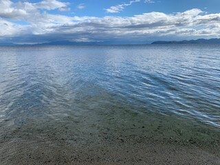 澄んだ湖