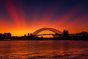 Fototapeta na wymiar sunrays over Sydney