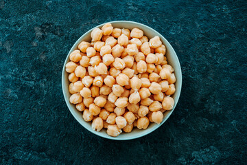 bowl with cooked chickpeas