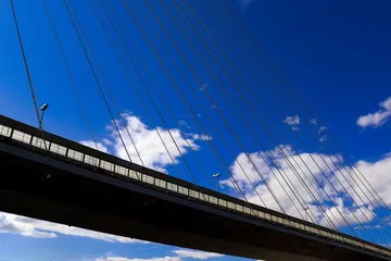Papier Peint photo Lavable Brooklyn Bridge bridge over the river and blue sky , Summer day