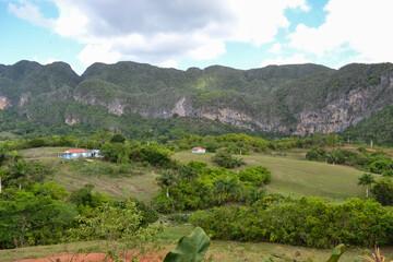 Fototapeta na wymiar Tobacco farm in the mountains of Cuba