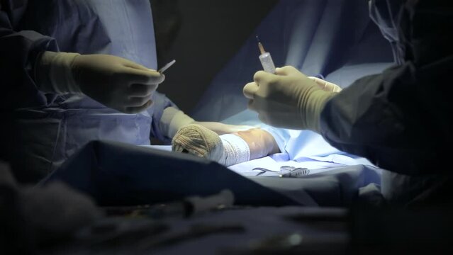 surgical center in procedure fistula for dialysis focus selective and defocused
