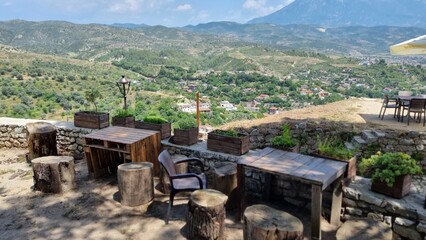 perfect lunch spot with a view of the mountains and town