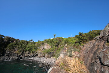 제주 서귀포에 있는 팡팽이덕이라 부르는 해안 풍경이다