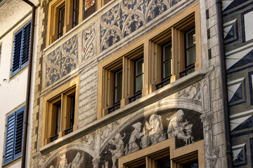 Obraz premium Wonderfully painted house in the city center of Lucerne - travel photography