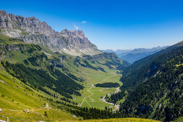 Fototapeta na wymiar Wonderful view from Klausen Pass in Switzerland - travel photography