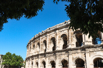 Naklejka premium Arena Romana em Nimes no sul da França - Mini Coliseu
